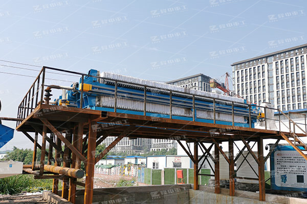 壓濾機濾板如何幫助壓濾機實現固液分離？